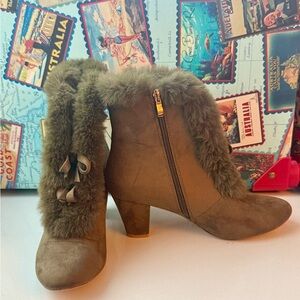 Lulu Hun collectif Brown/gray Fur-Trimmed Heeled Boots UK 8